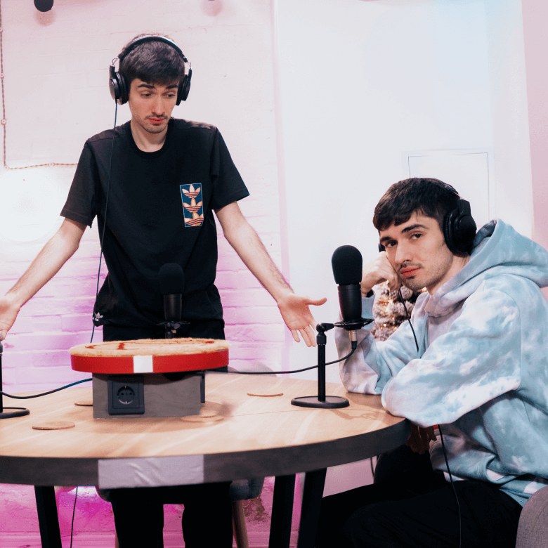 UVCOMMUNITY В ГОРОДЕ: Артур iamfirstfeel