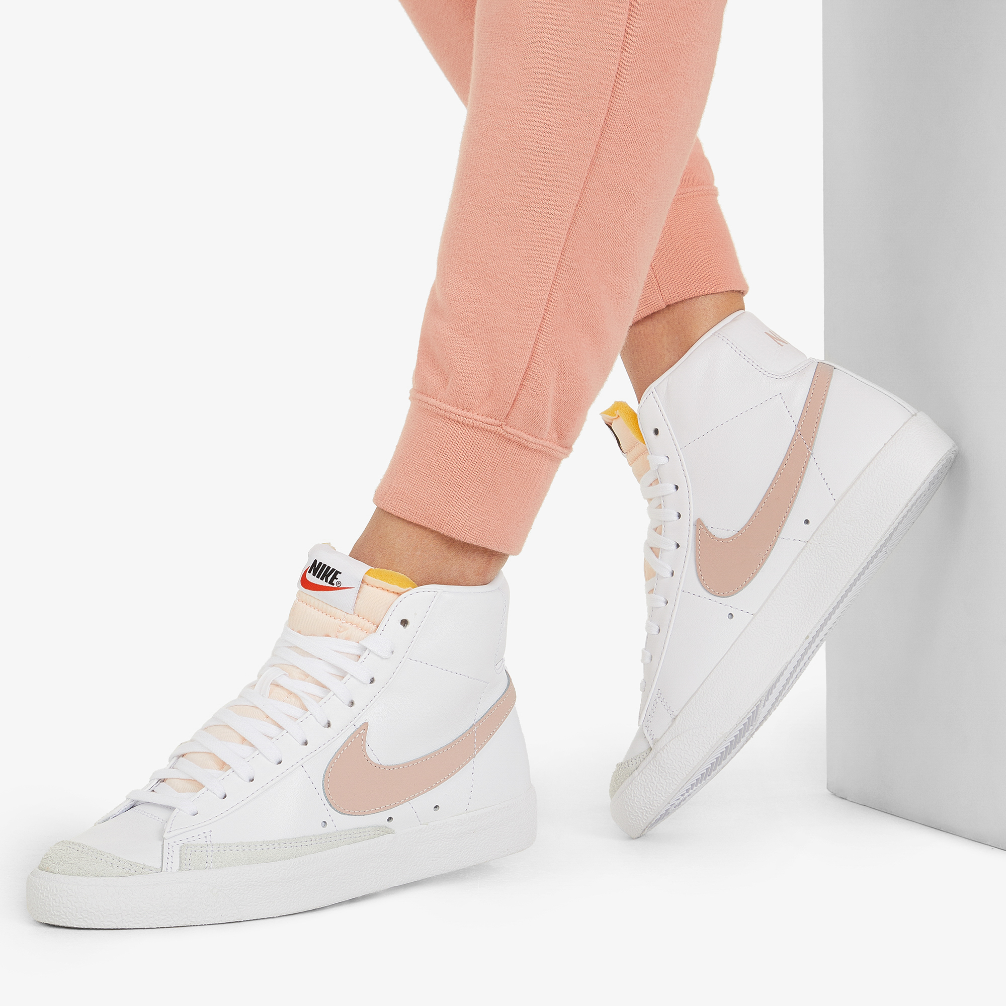 Кеды Nike Nike Blazer Mid ’77 CZ1055N06-118, цвет белый, размер 39.5 - фото 7