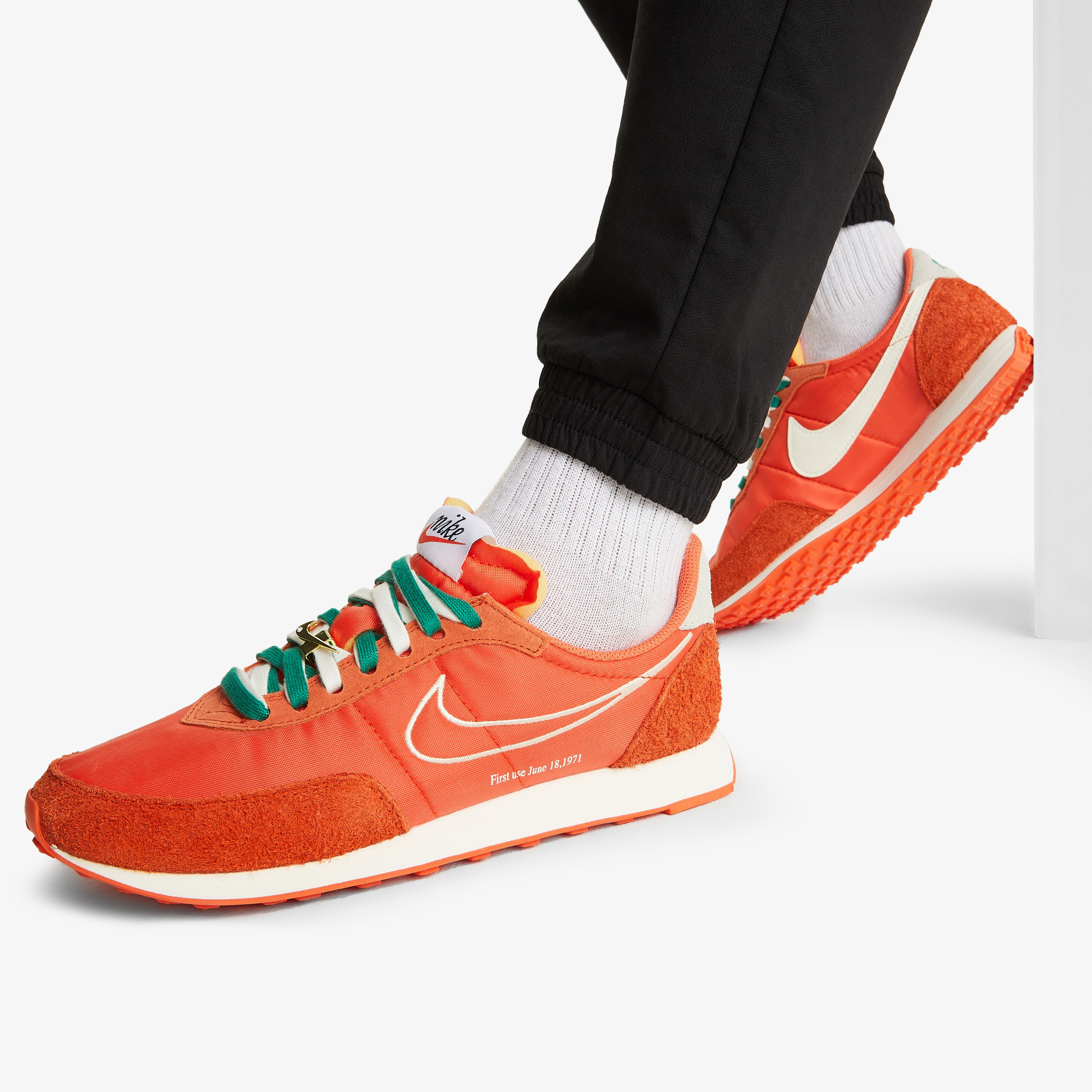 Кроссовки Nike Nike Waffle Trainer 2 DH4390N06-800, цвет оранжевый, размер 42 - фото 7