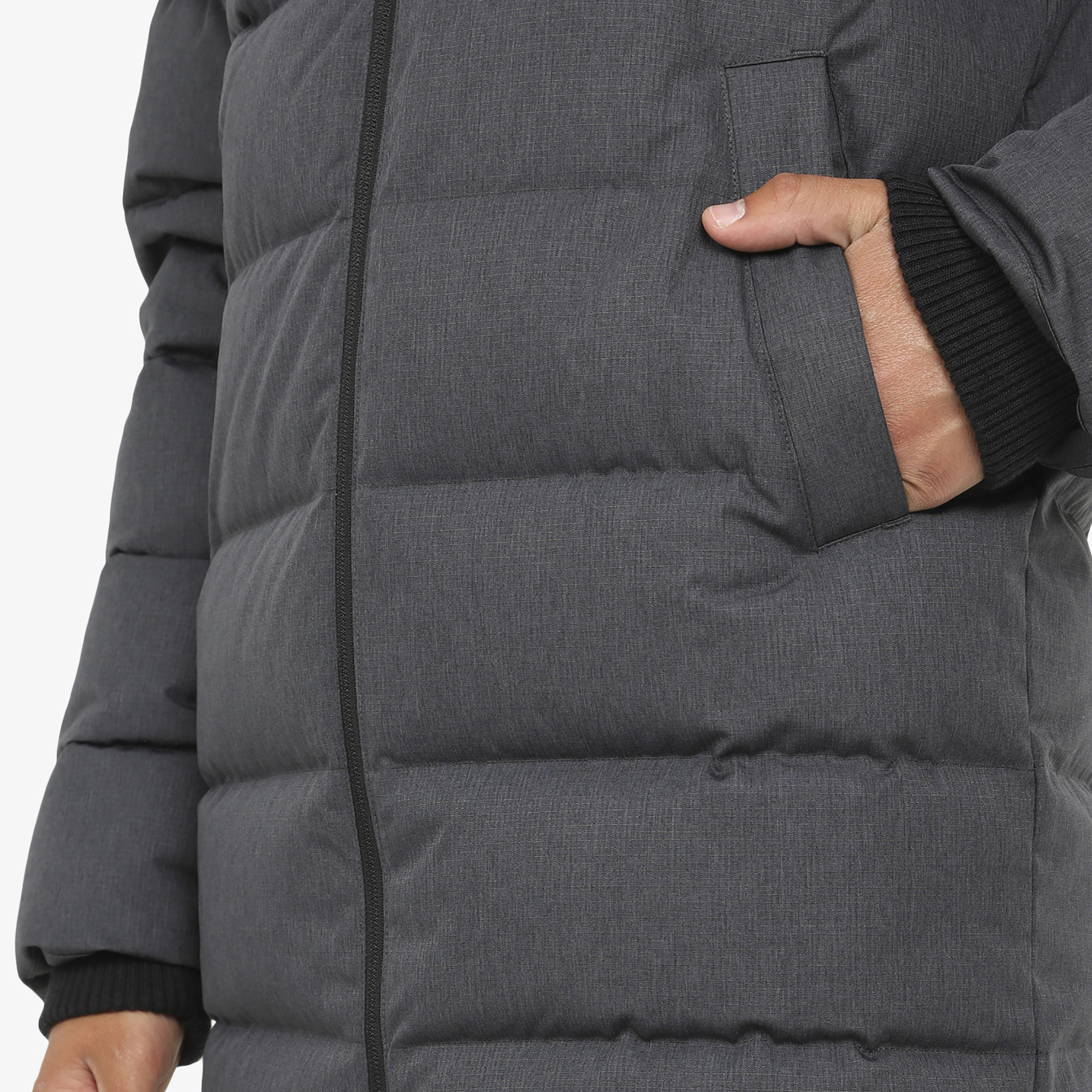 Куртки FILA Пуховик FILA 104575FLA-5A, цвет черный, размер 52 Нет - фото 4