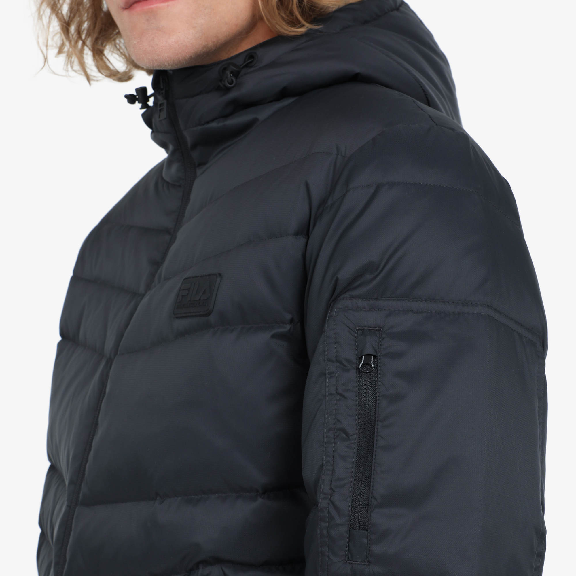Куртки FILA Куртка FILA 104580FLA-99, цвет черный, размер 48 CA21001465 Нет - фото 5
