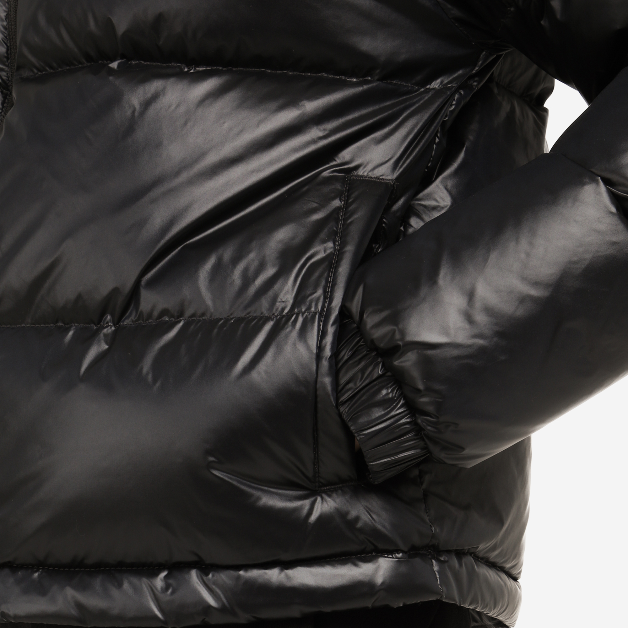 Куртки PUMA PUMA Shine 582220P0P-01, цвет черный, размер 44-46 Нет - фото 5
