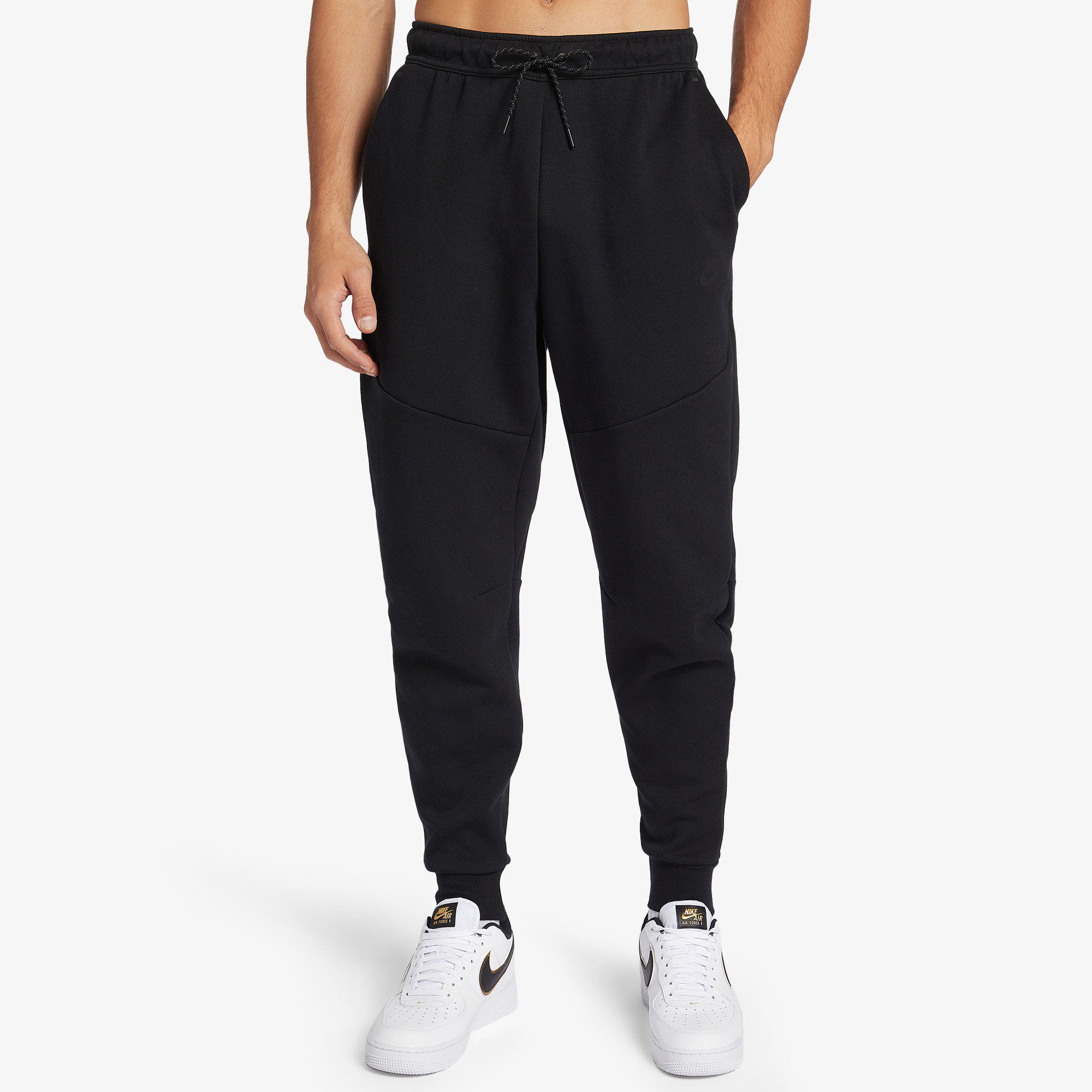 Брюки Nike Nike Sportswear Tech Fleece CU4495N06-010, цвет черный, размер 50-52