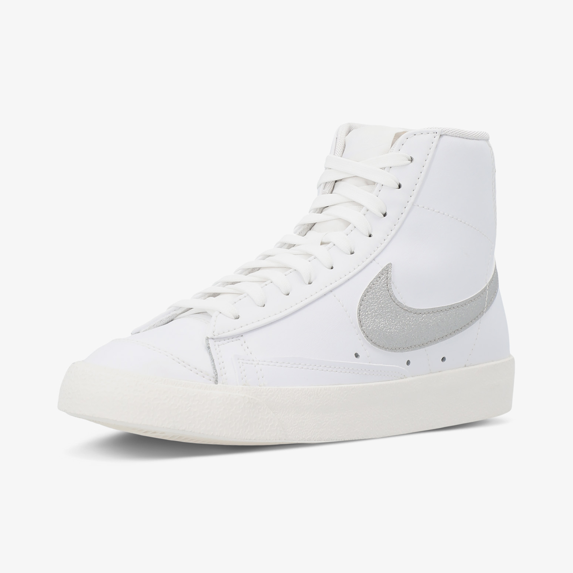 Женские кеды Nike Blazer Mid '77 ESS, Белый Вид№2