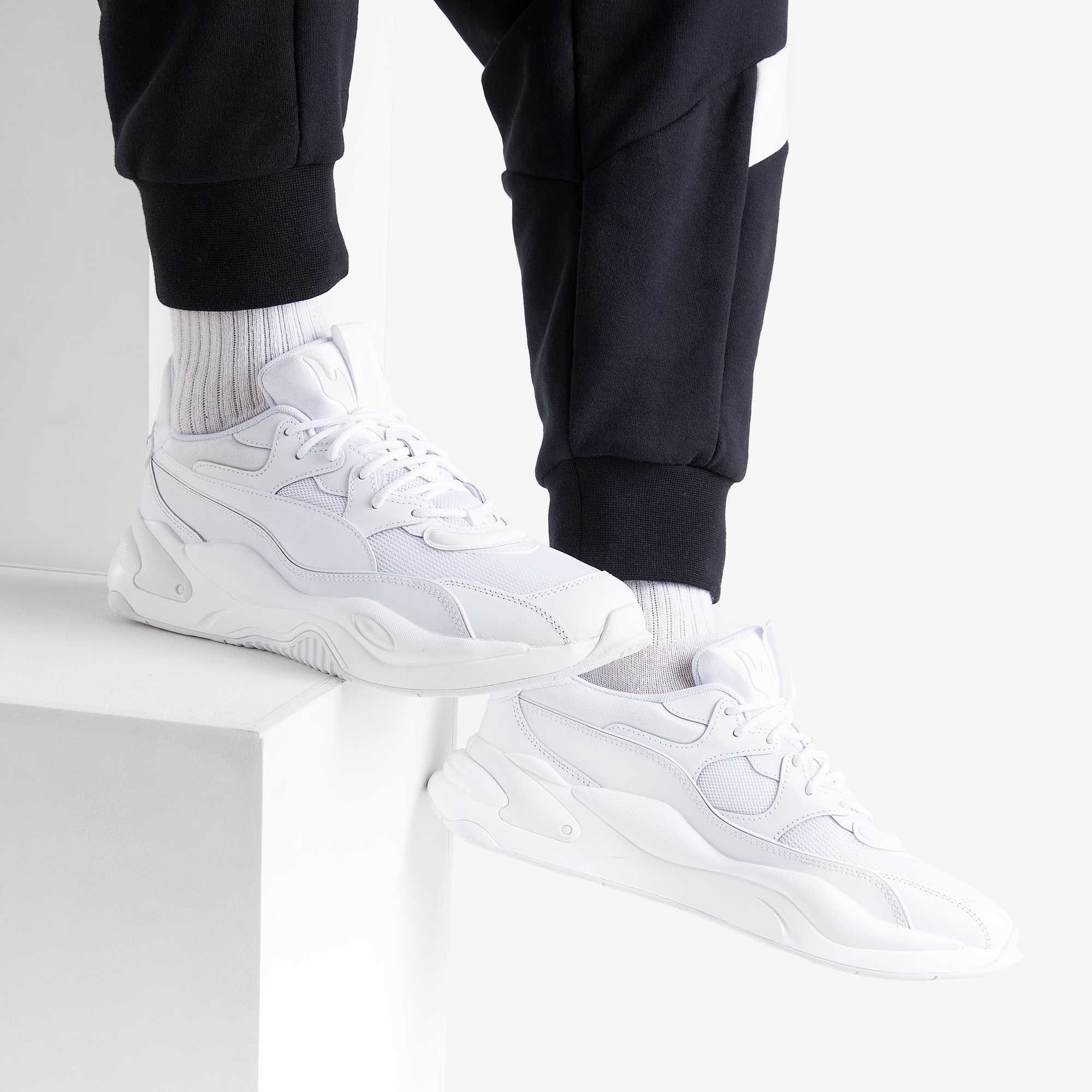 White core. Кроссовки RS-2k Core Puma. Puma RS 2k Core белые. Puma RS 2k White. Puma RS 2k Core черные.