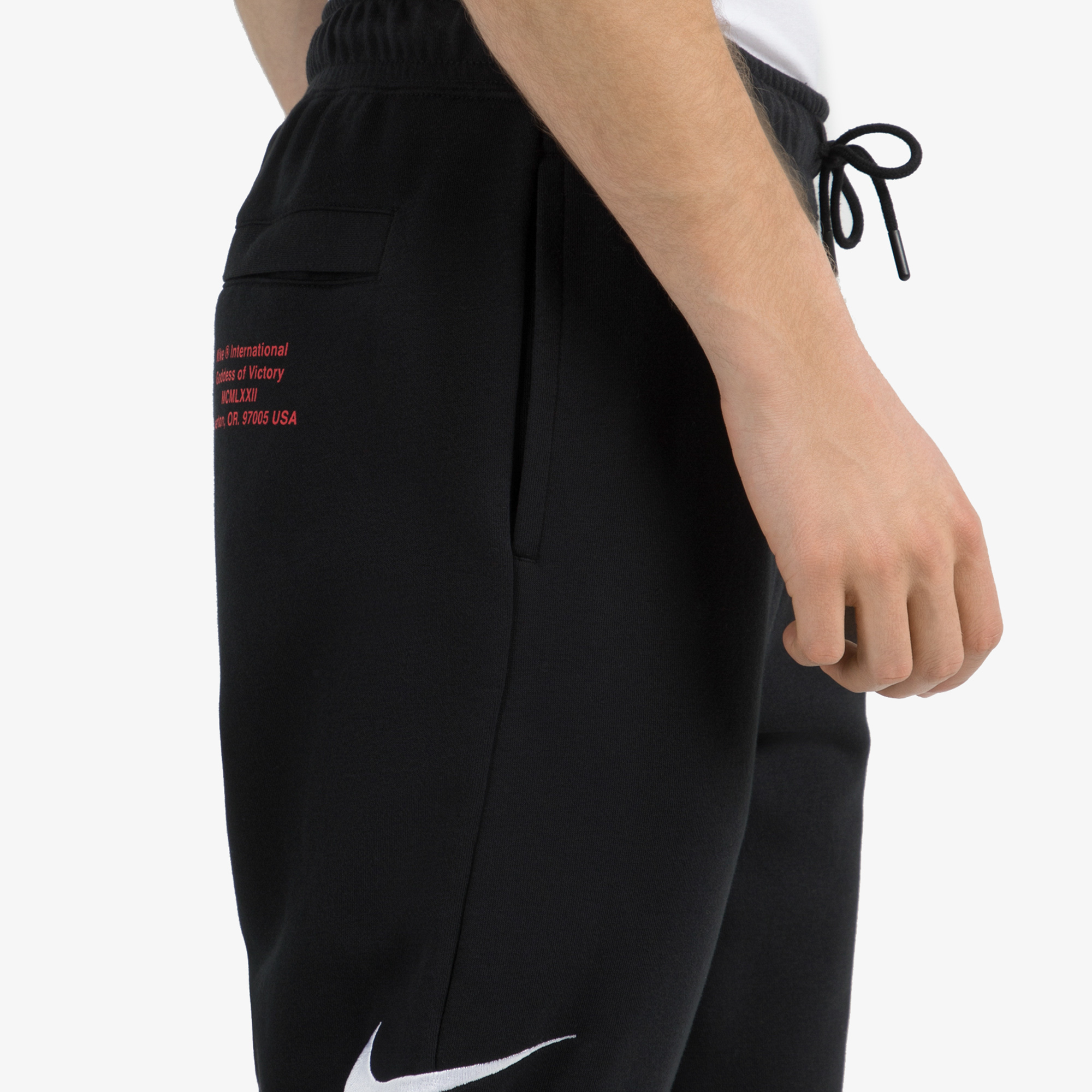 Брюки Nike Nike Sportswear Swoosh CJ4880N06-010, цвет черный, размер 50-52 CJ4880-010 - фото 6