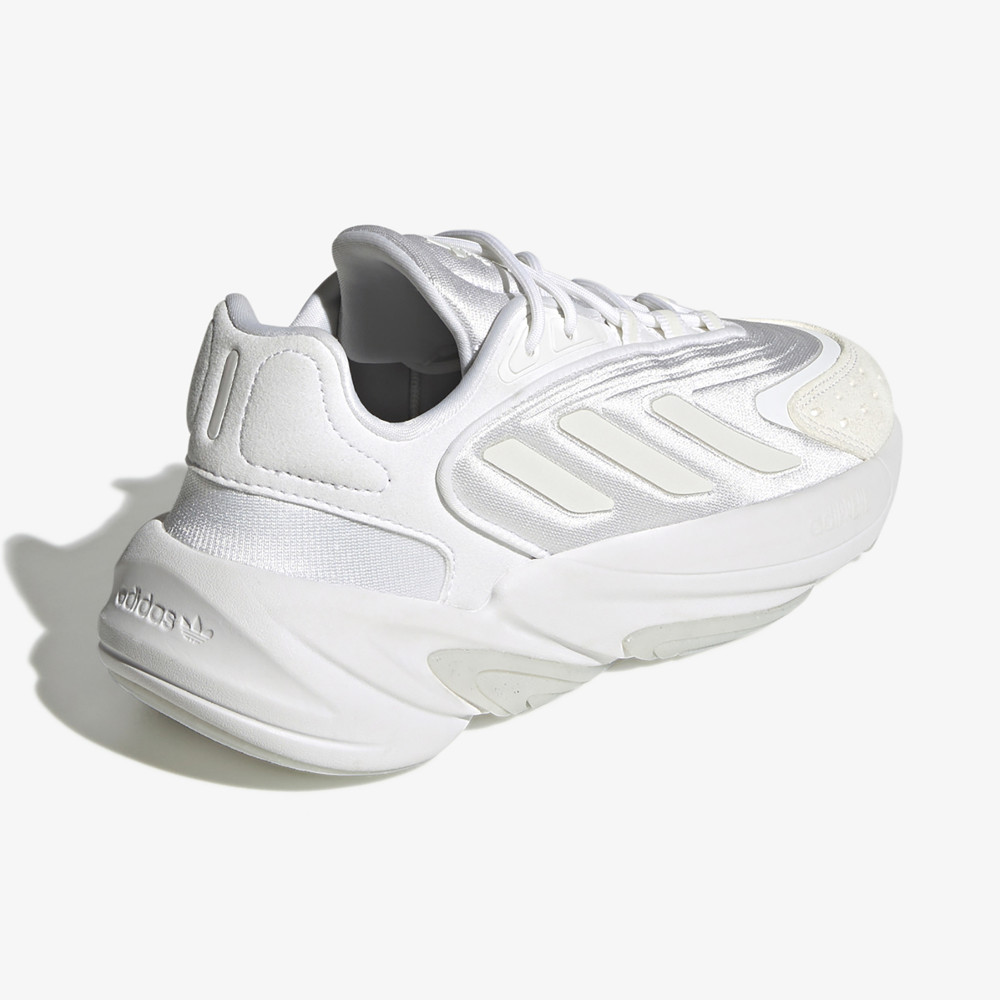 Женские кроссовки adidas Ozelia - фото 3