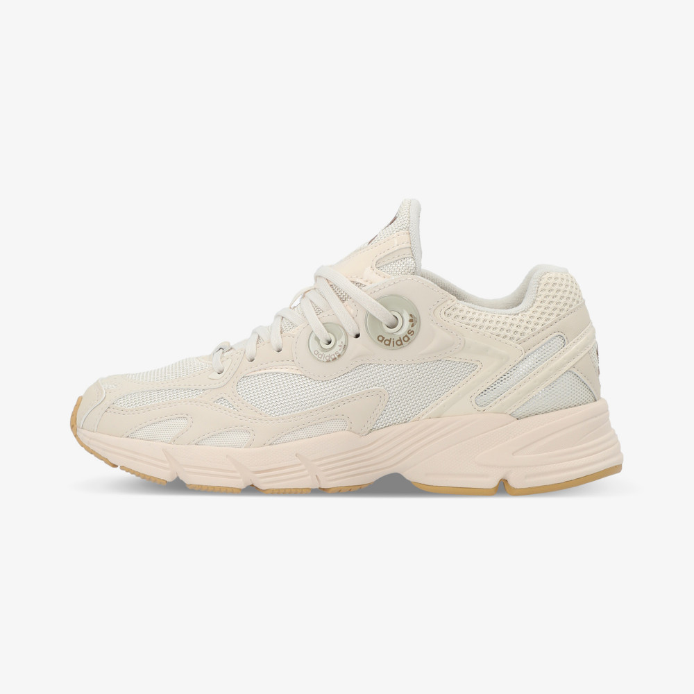 Женские кроссовки adidas Astir - фото 1