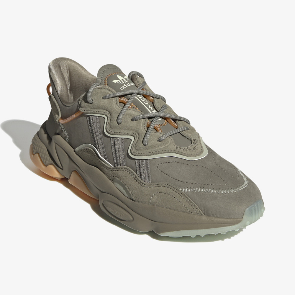 Мужские кроссовки adidas Ozweego - фото 2