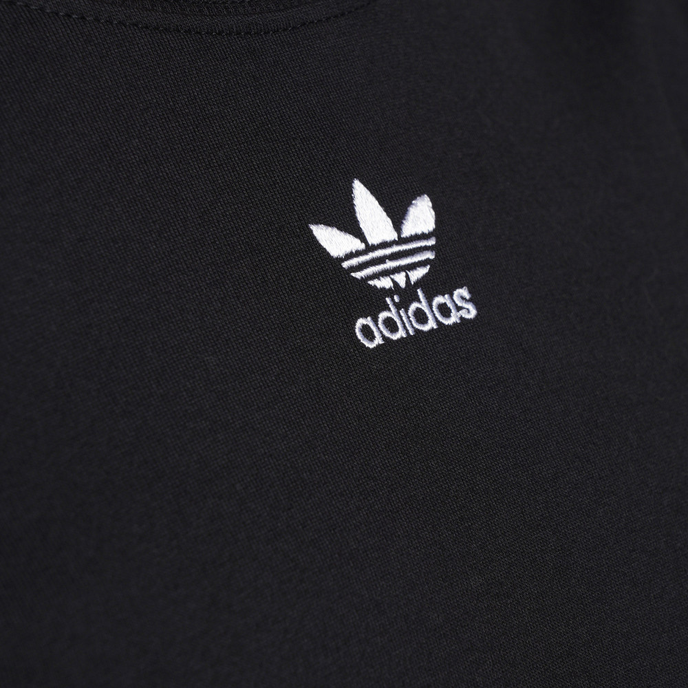 Black adidas shirt with hotsell black logo