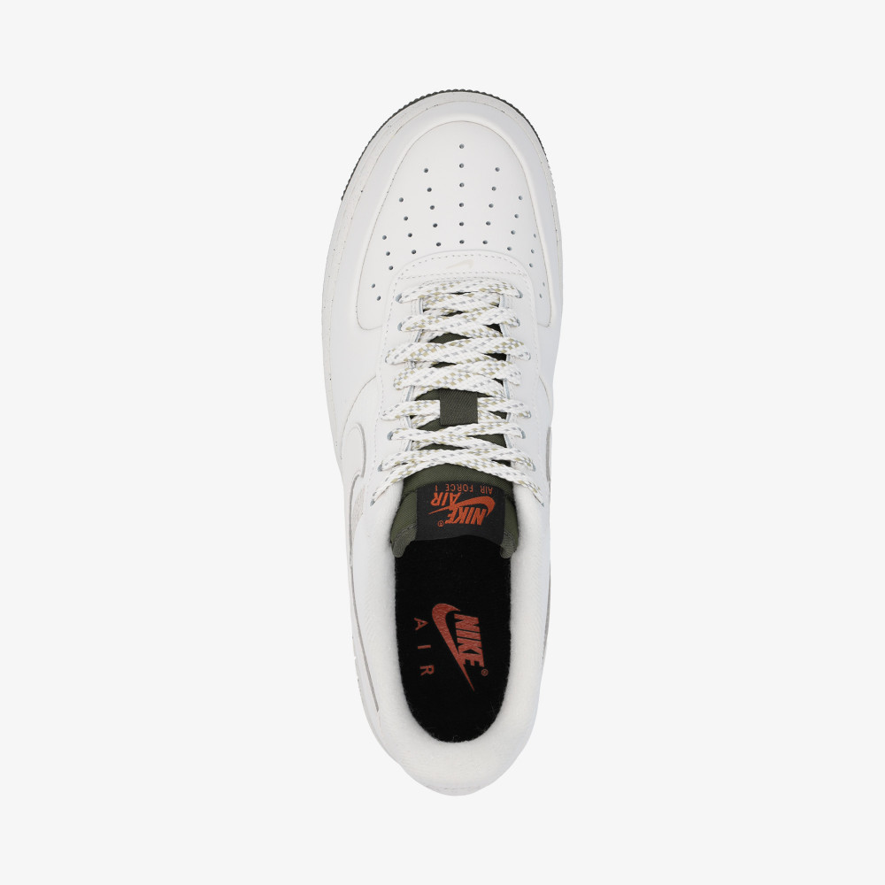 Nike Air Force 1 07 LV8