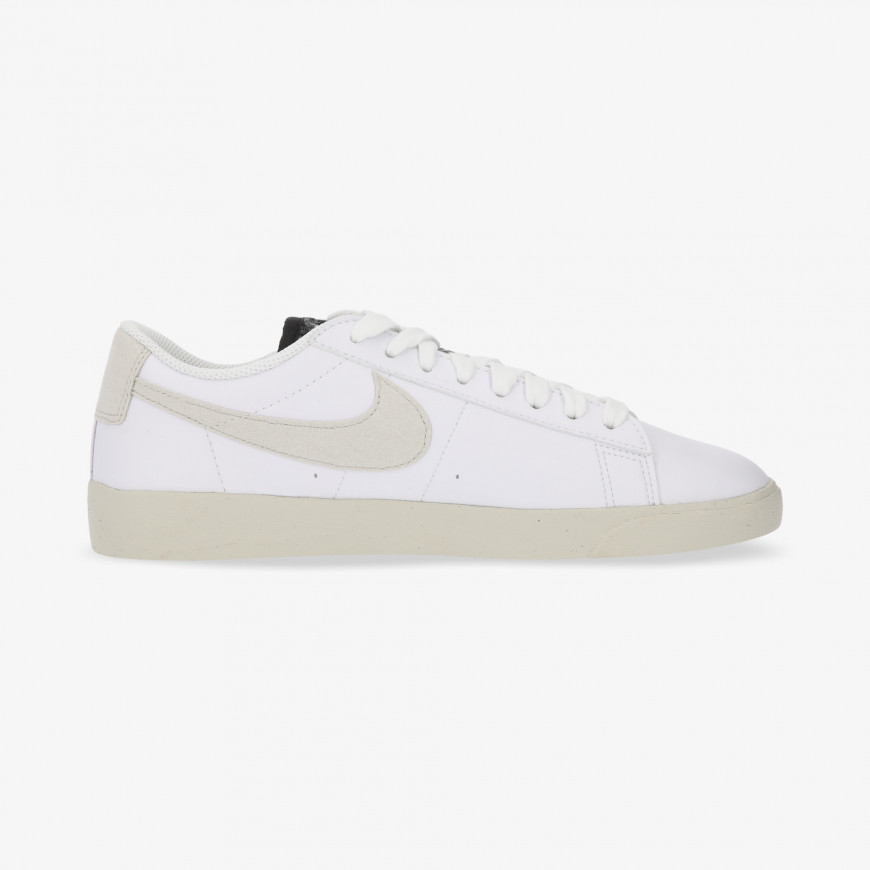 blazer low se sneaker white