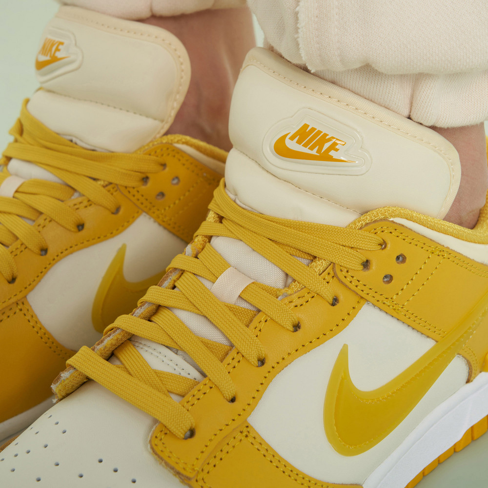 Женские кеды Nike Dunk Low Twist - фото 9