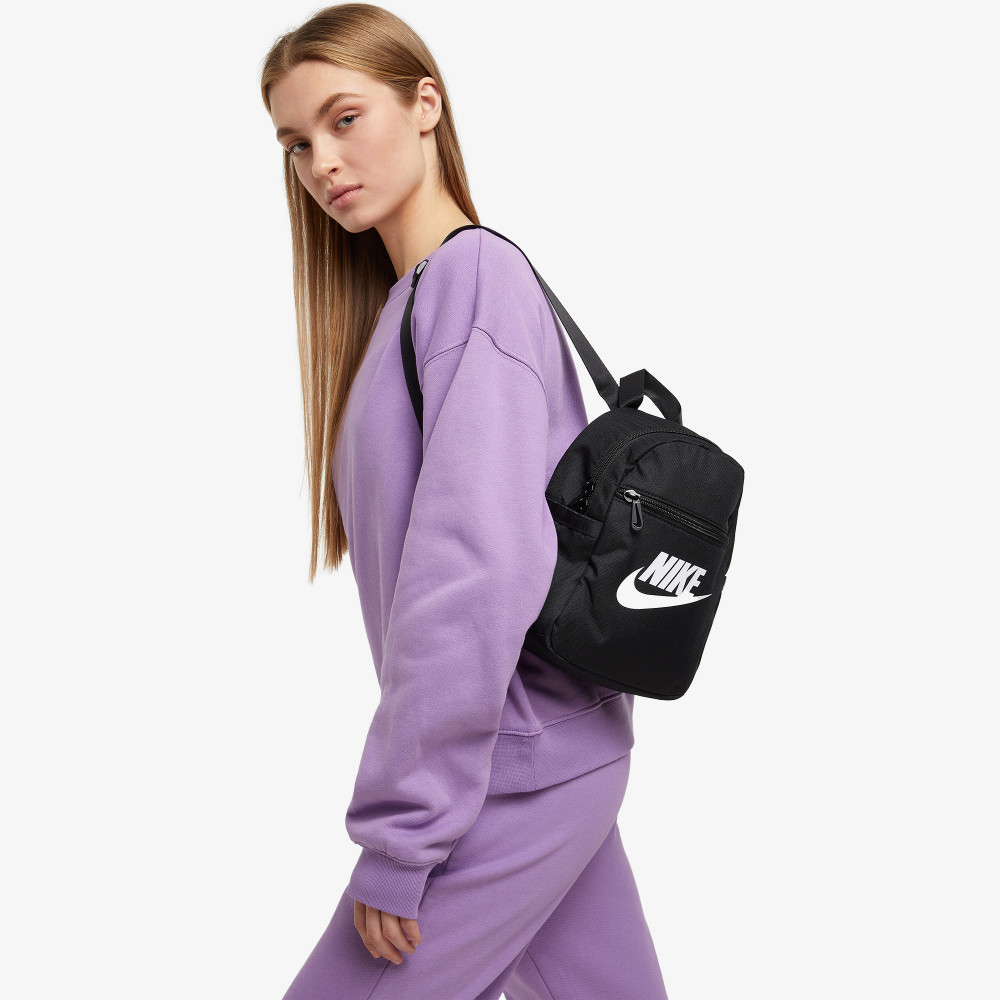 Nike backpack outlet small