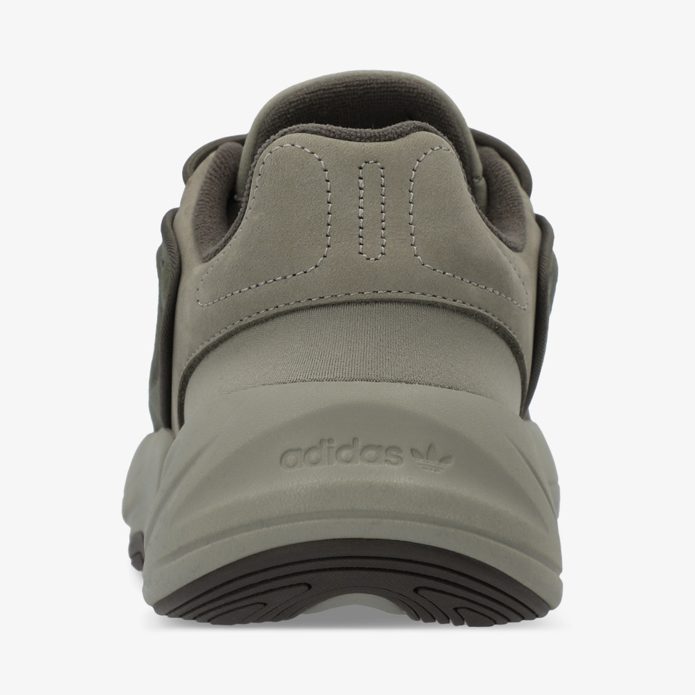 Мужские кроссовки adidas Ozelia - фото 3