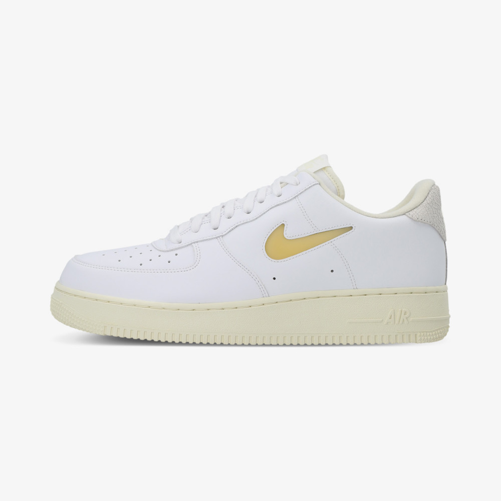 Nike Air Force 1 07 LX