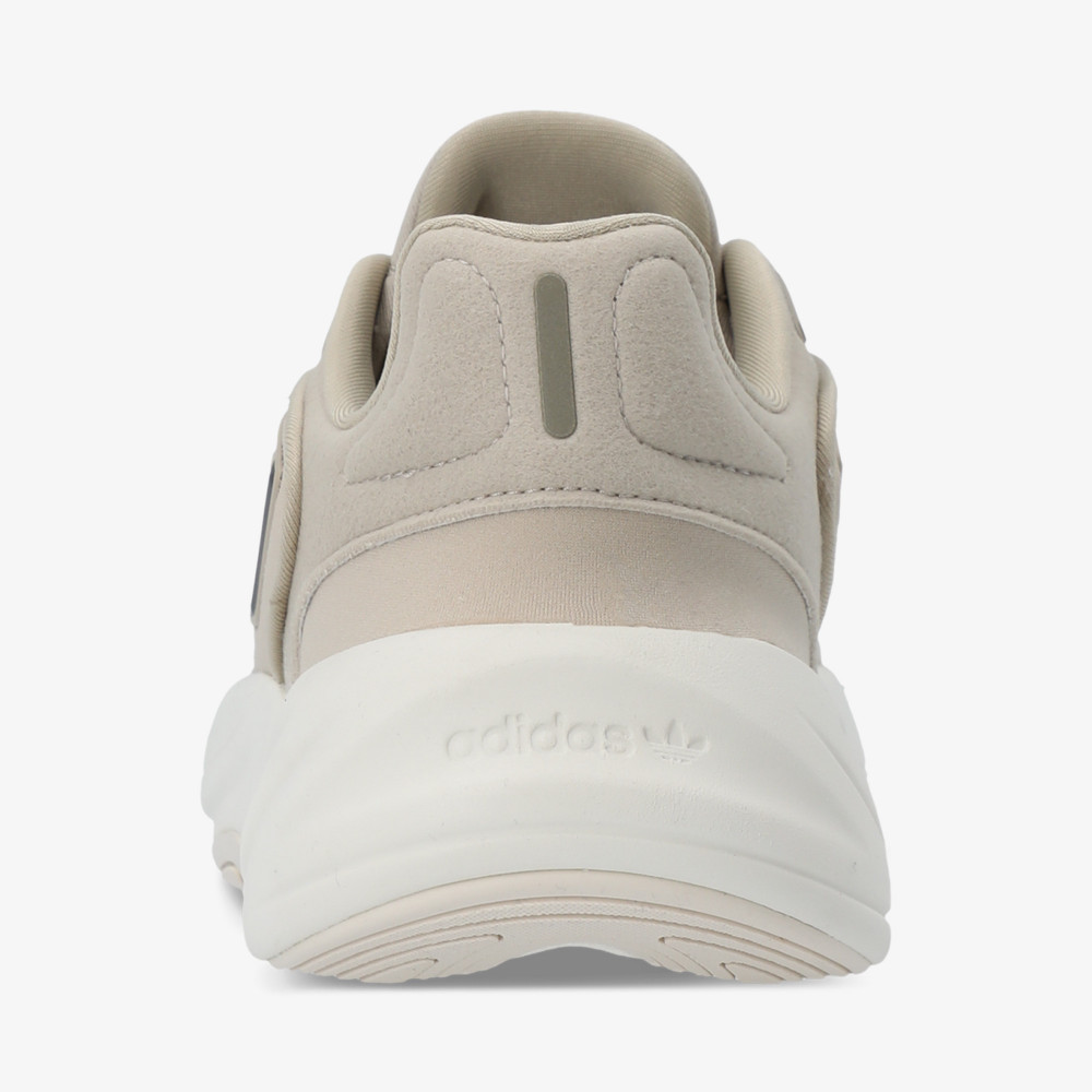 Женские кроссовки adidas Ozelia - фото 3
