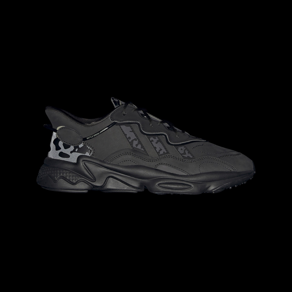 Мужские кроссовки adidas Ozweego - фото 7
