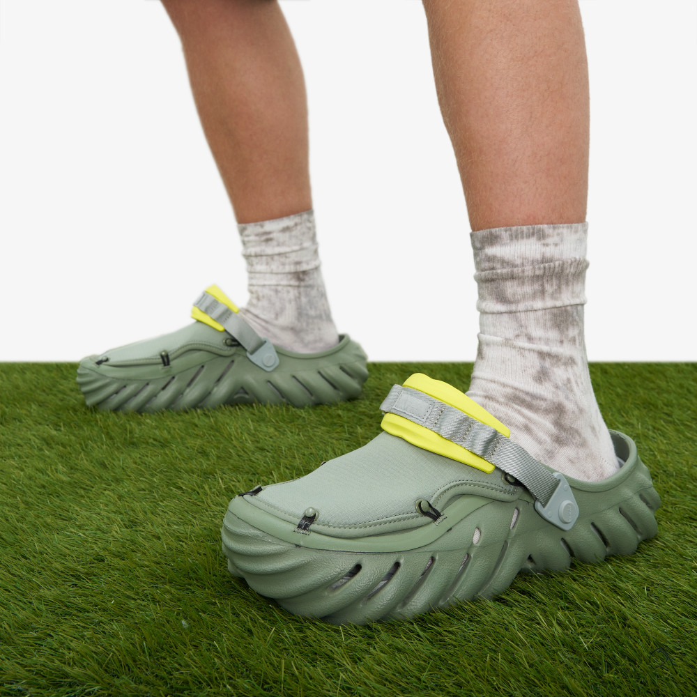 Мужские клоги Crocs Echo Ripstop Clog - фото 6