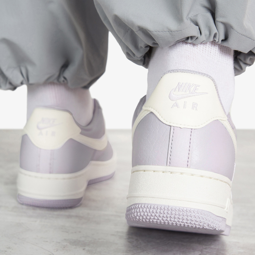 Женские кеды Nike Air Force 1 '07 Next Nature - фото 9