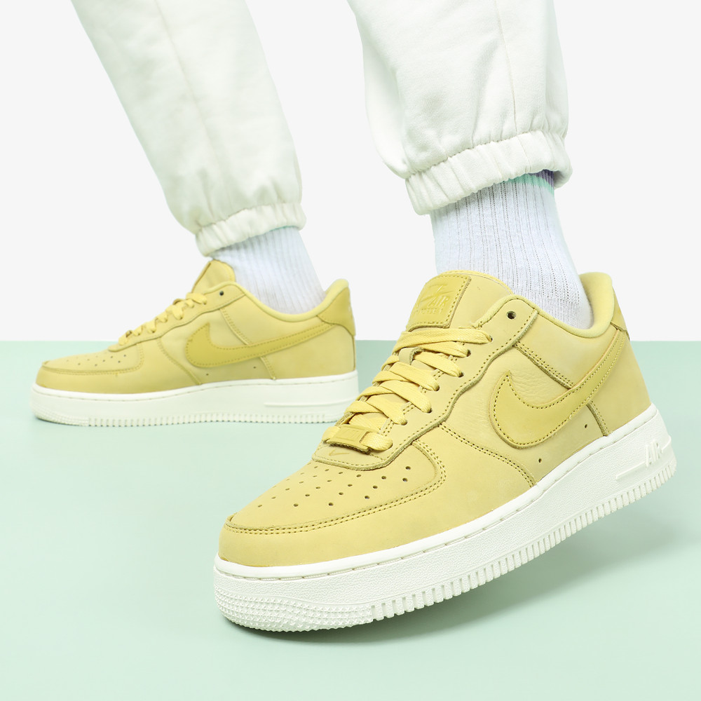 Nike air force store 1 07 bicycle yellow