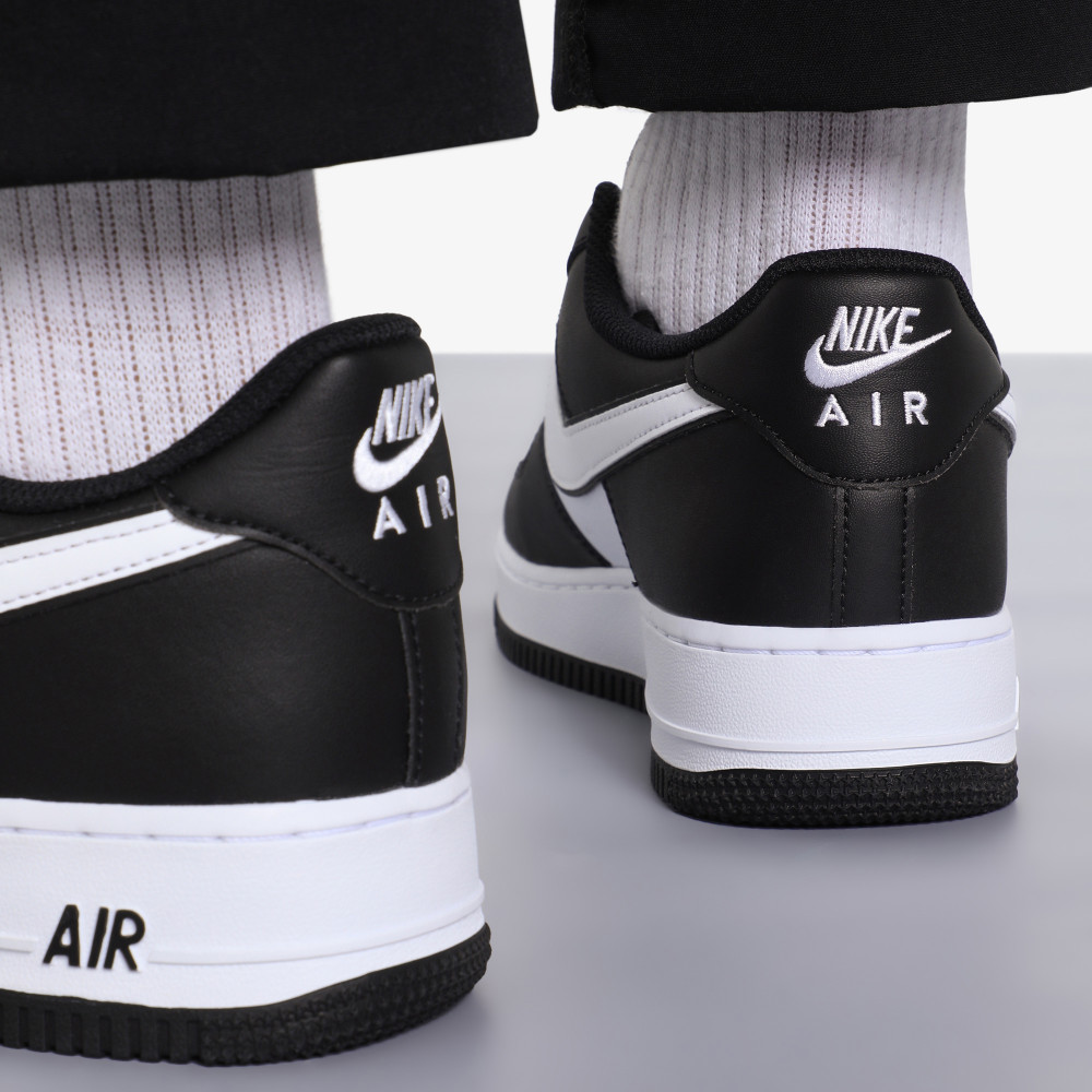 Nike Air Force 1 07