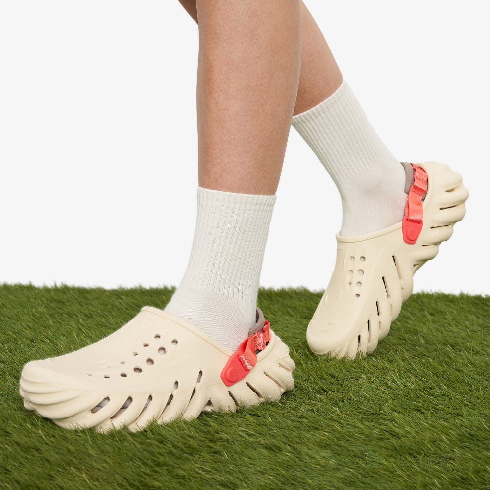 Женское сабо Crocs Echo - фото 9