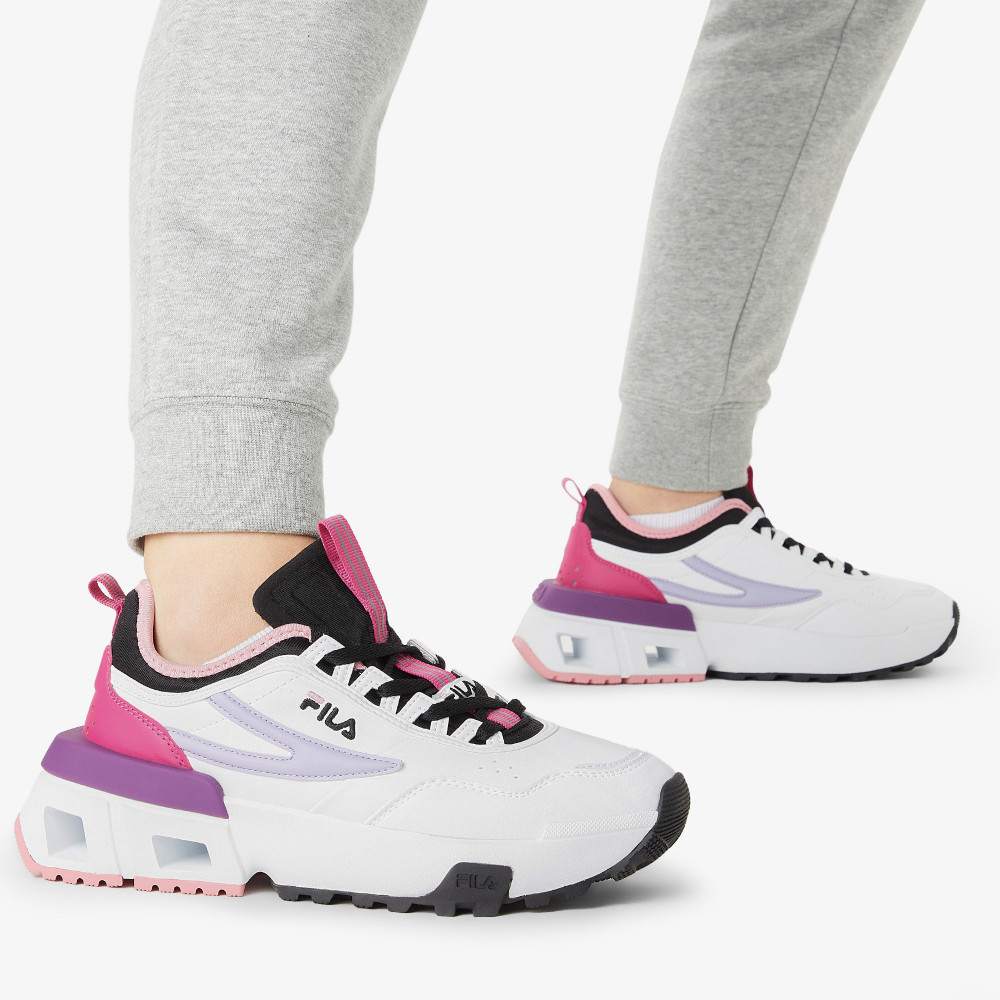 Fila with store pink stripe