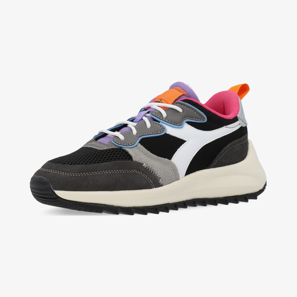 Diadora deals suede trainers