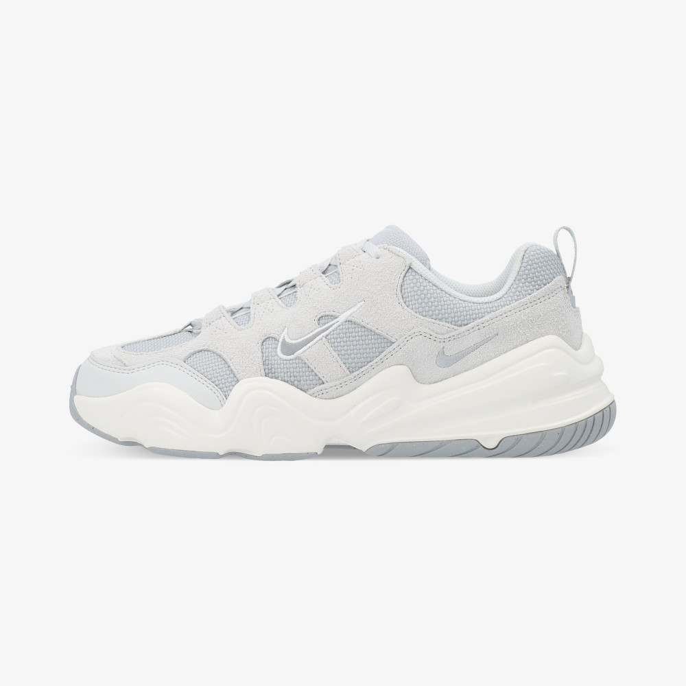 Женские кроссовки Nike Tech Hera - фото 1