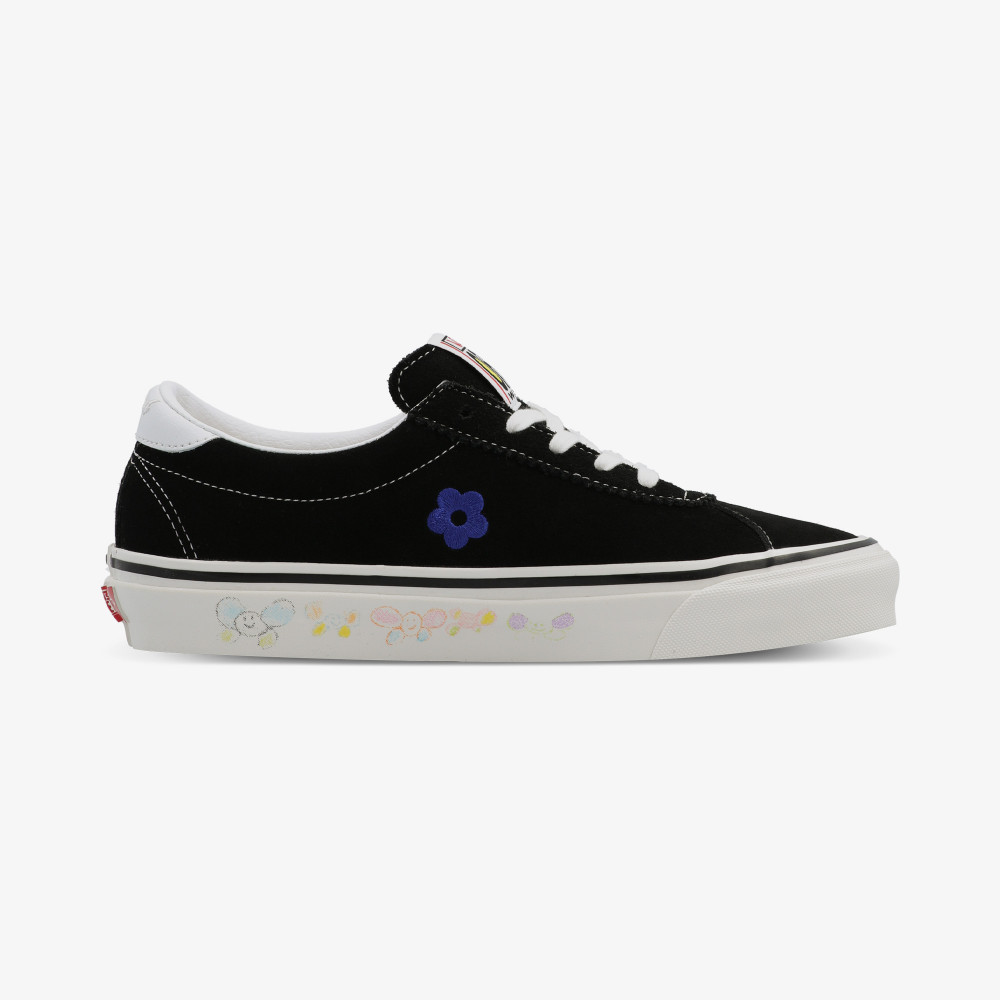 Vans style 73 black hotsell