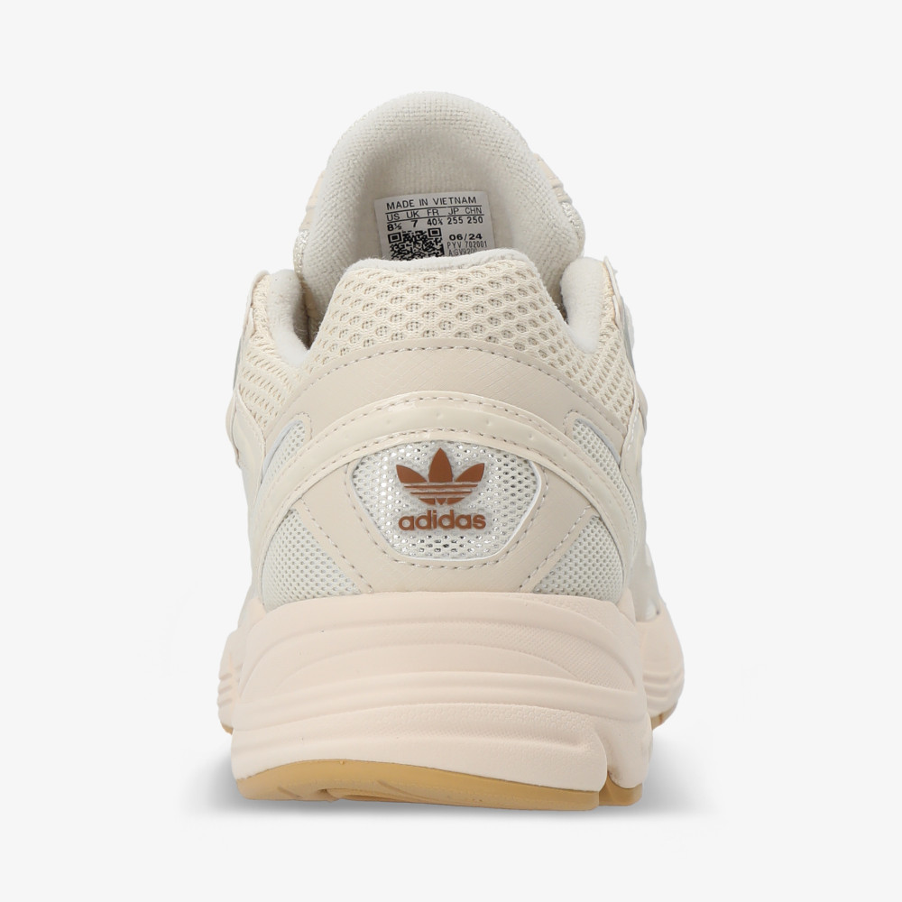 Женские кроссовки adidas Astir - фото 3
