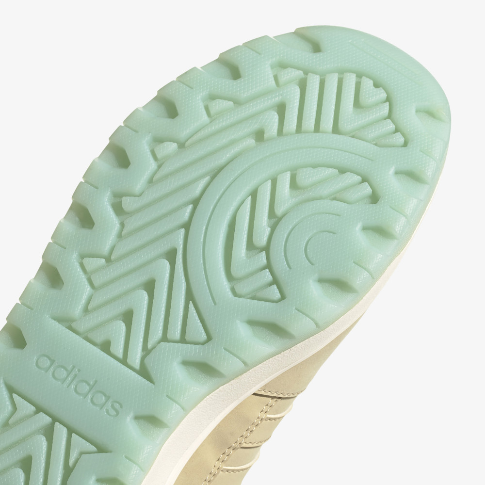Женские кеды adidas Frozetic - фото 8