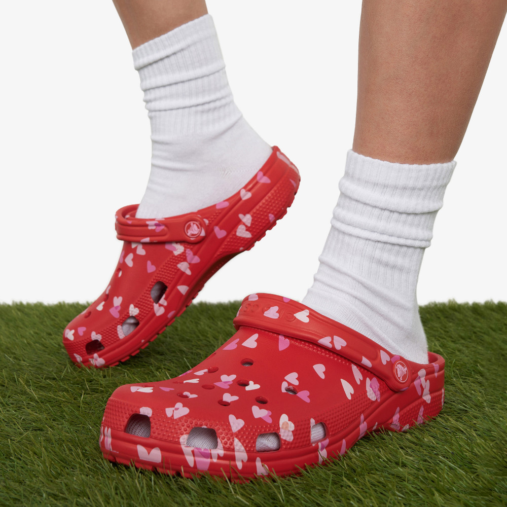 Женские сабо Crocs Classic Vday - фото 13
