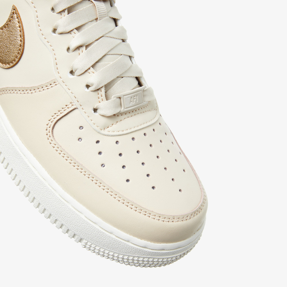 Женские кеды Nike Air Force 1 '07 - фото 8