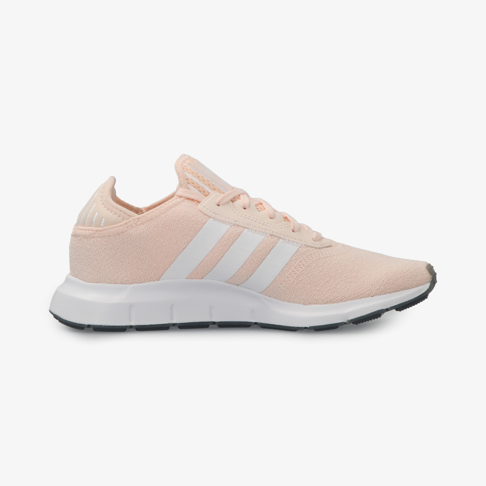 Женские кроссовки adidas Swift Run X - фото 4