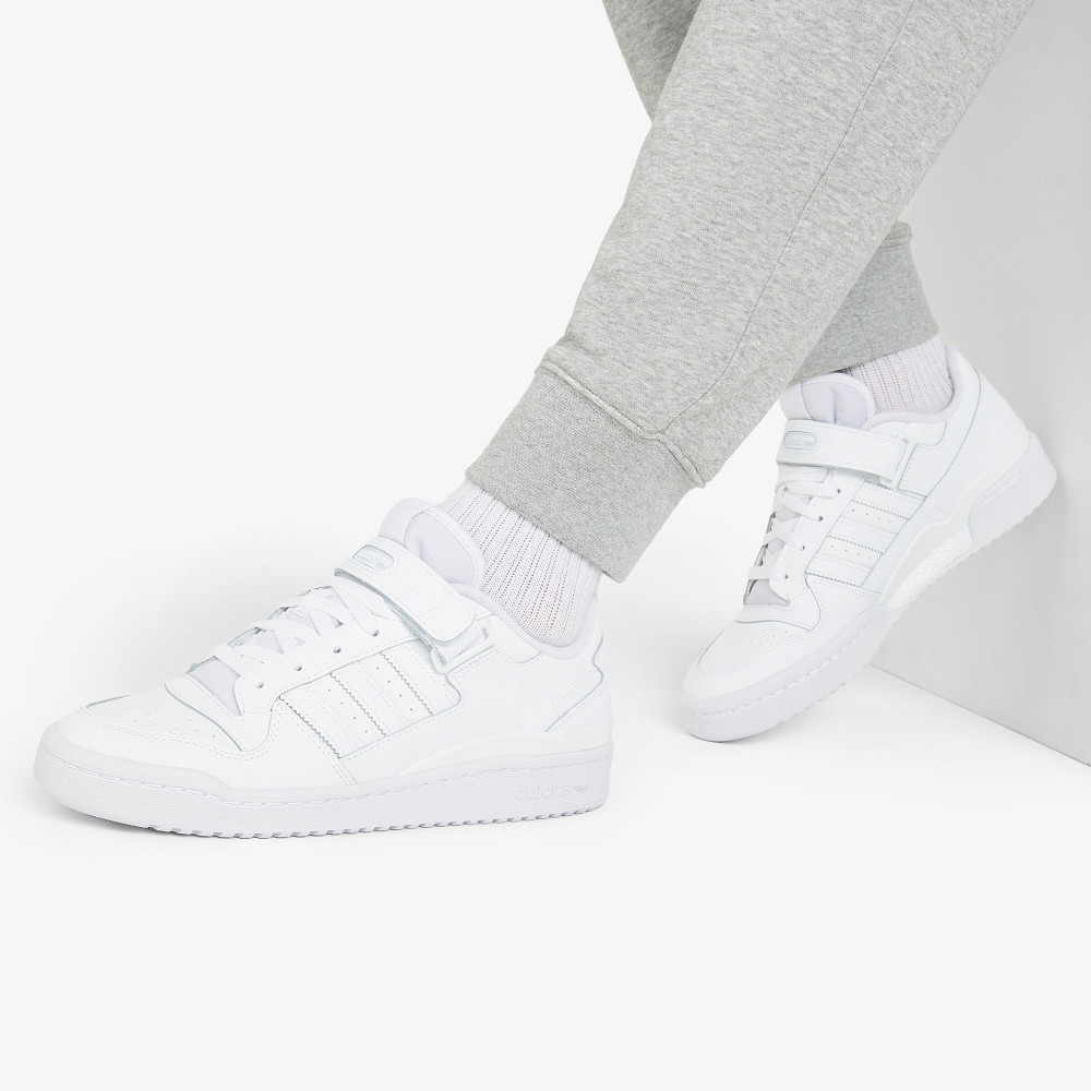 All white hot sale womens addidas