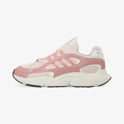Женские кроссовки adidas Ozmillen