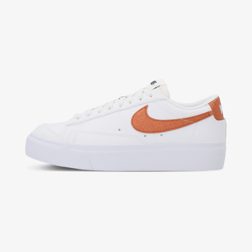 Nike blazer low 2025 le rose gold