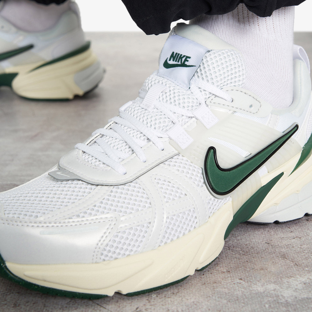 Женские кроссовки Nike V2 K Run - фото 9