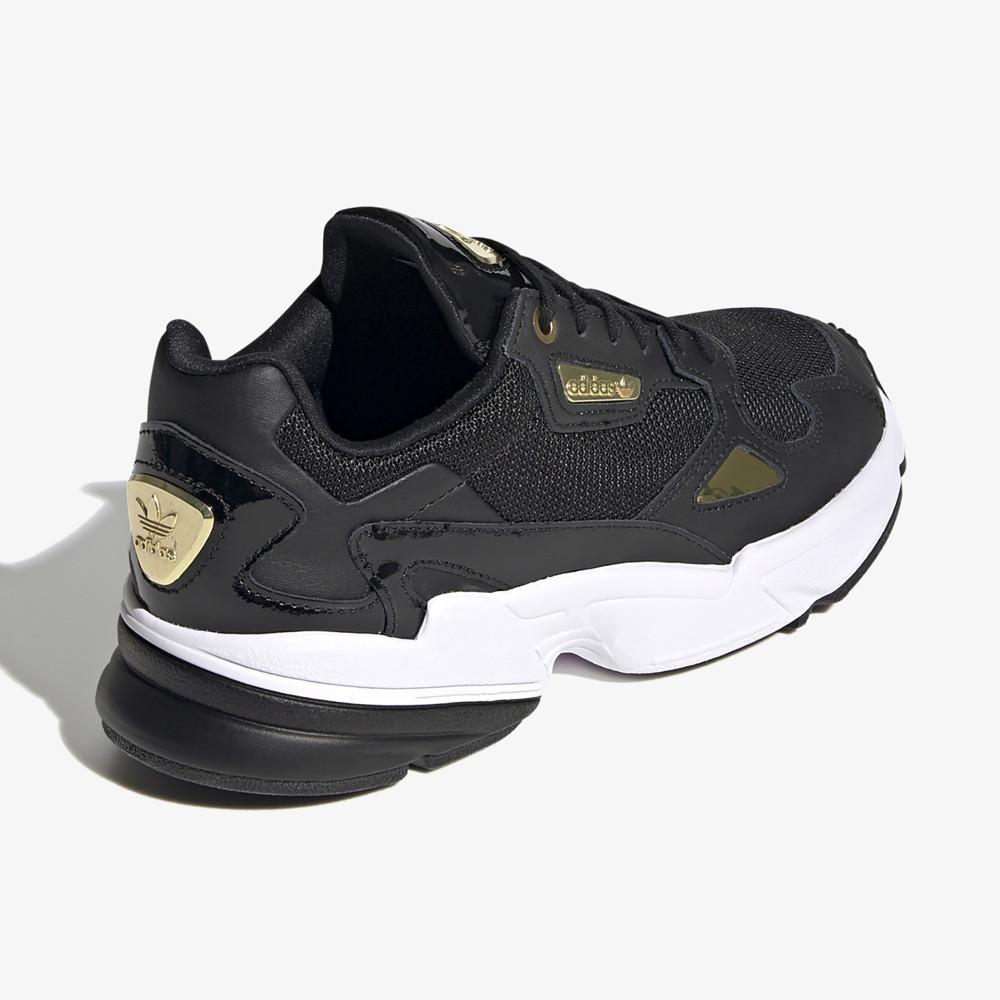 Adidas falcon noir store pas cher