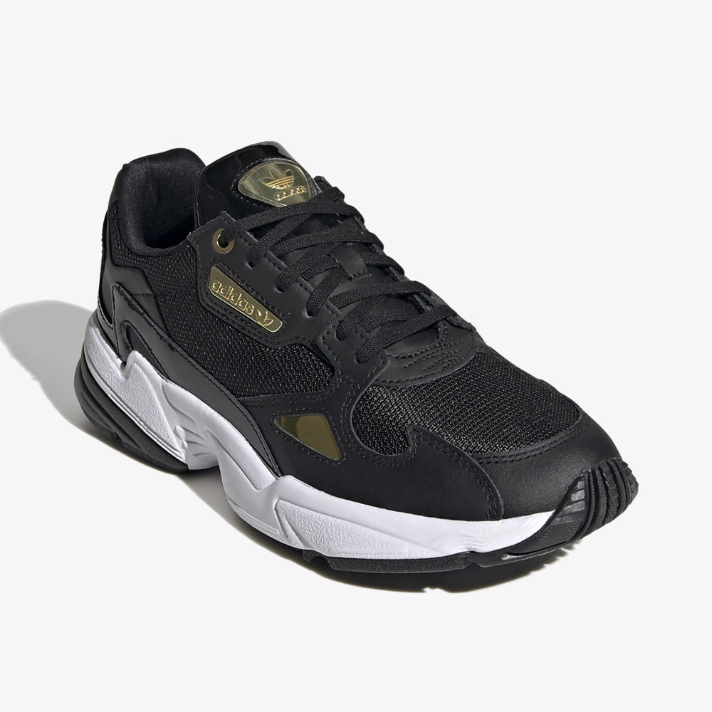 Adidas falcon full black sale