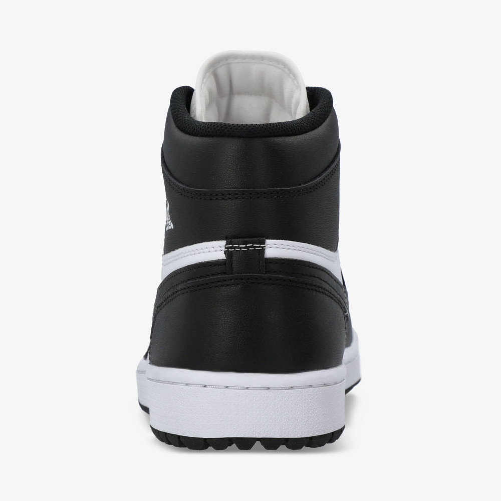 Black and white g nikes sale