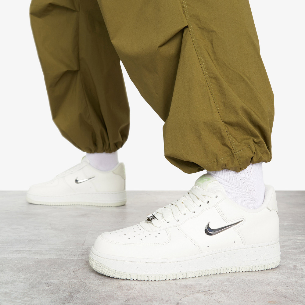 Женские кеды Nike Air Force 1 '07 Next Nature Se - фото 8