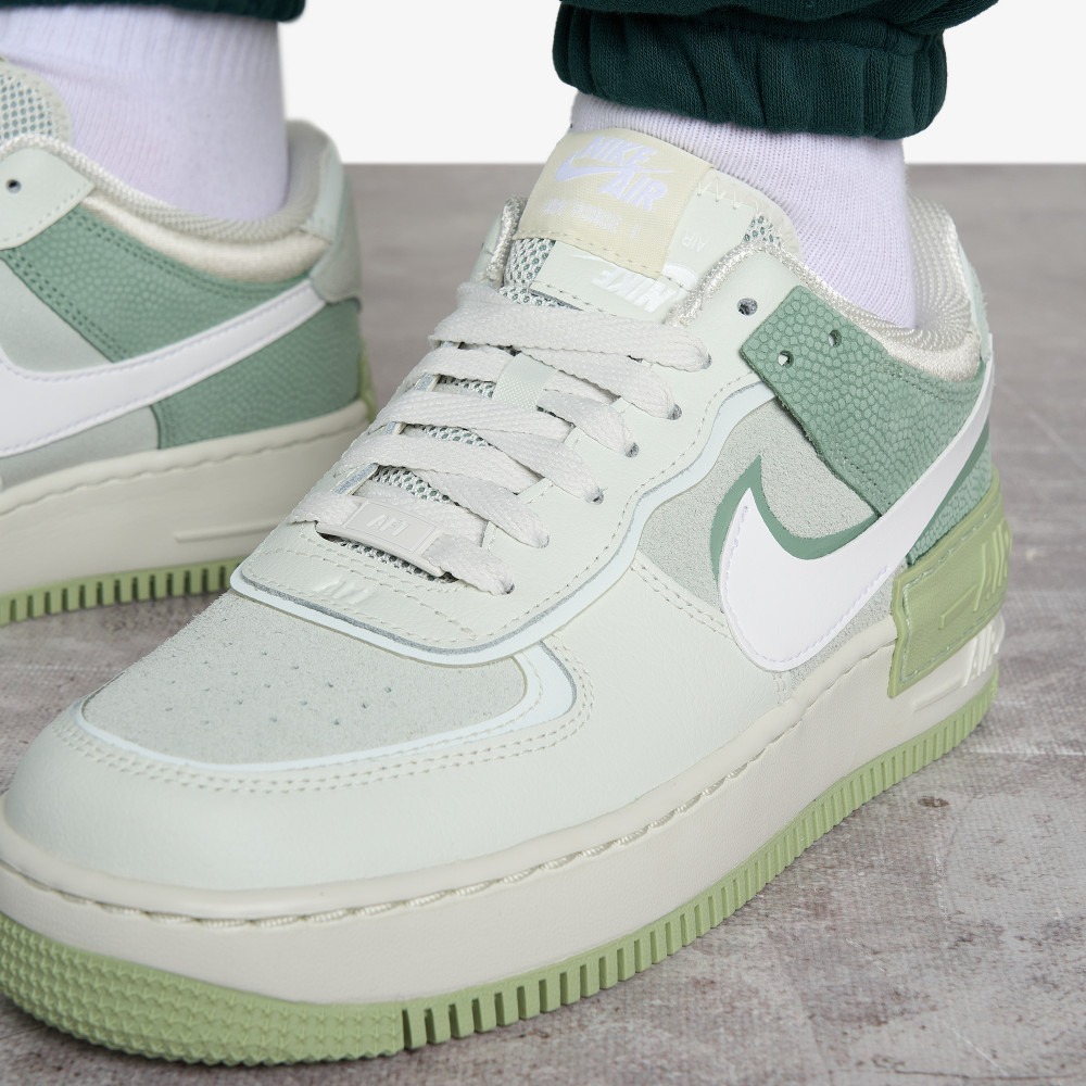 Женские кеды Nike Air Force 1 Shadow - фото 9