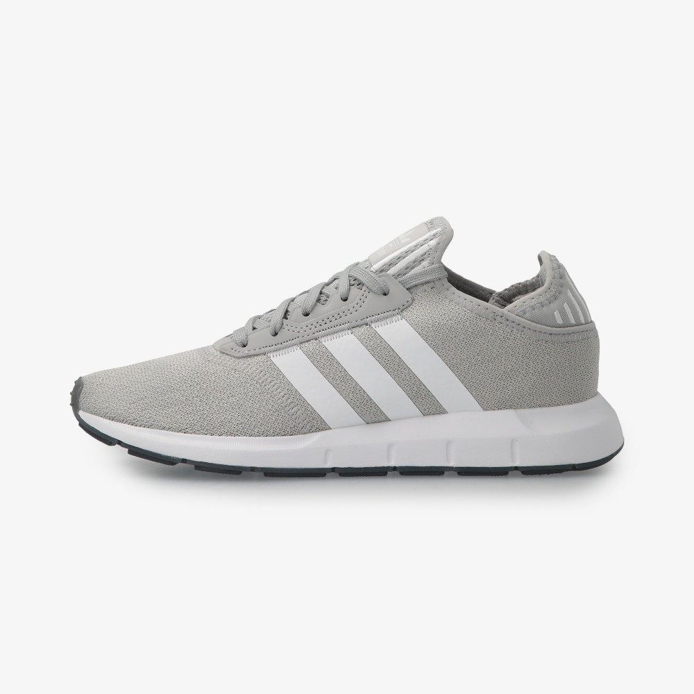 Addidas swift store run grey