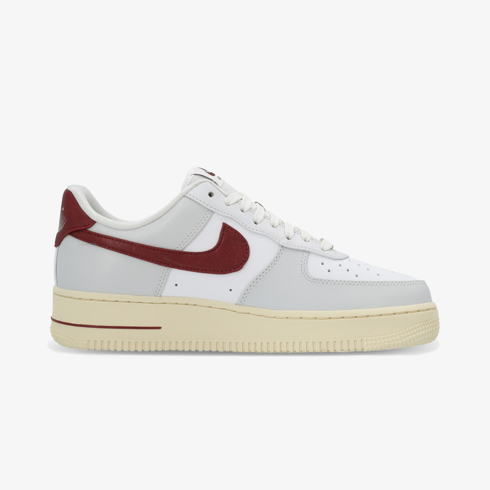 Nike Air Force 1 07 SE