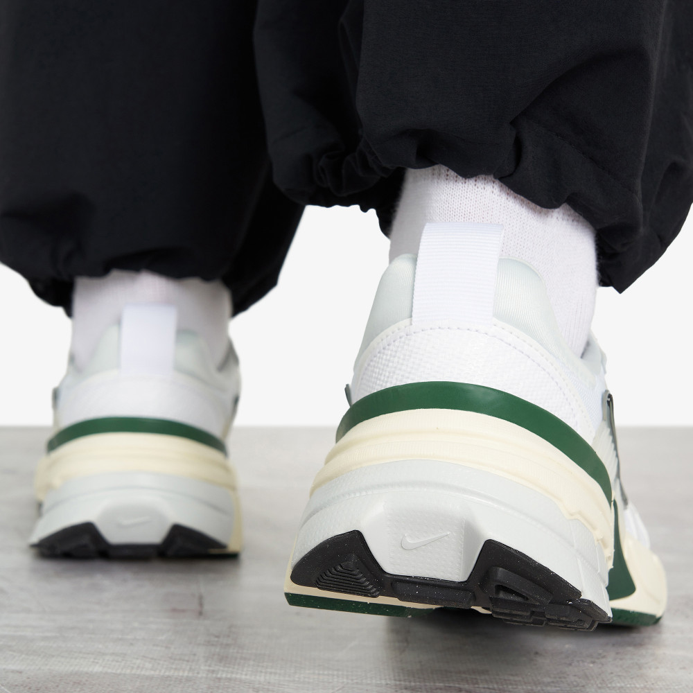 Женские кроссовки Nike V2 K Run - фото 10