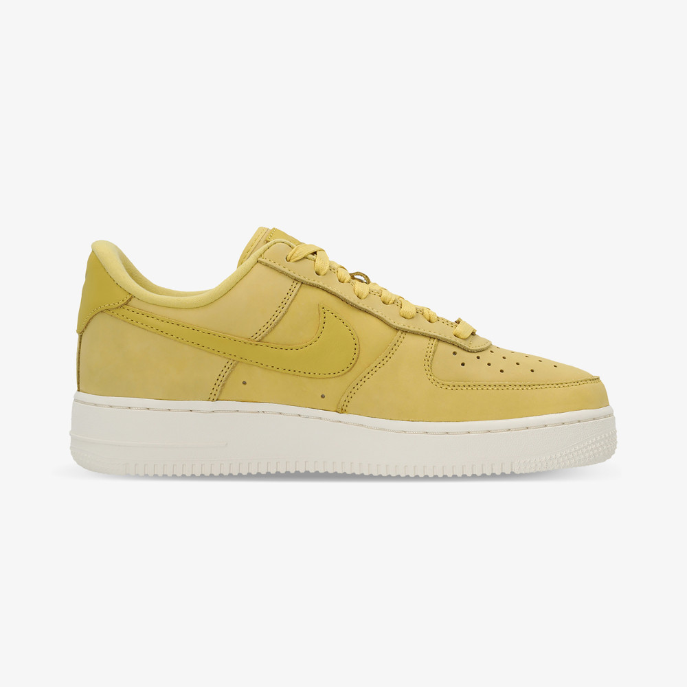 Nike air 2024 force lv8 yellow