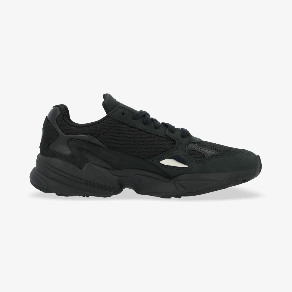 Adidas falcon 2025 triple black